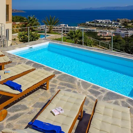 Calypso Villa *