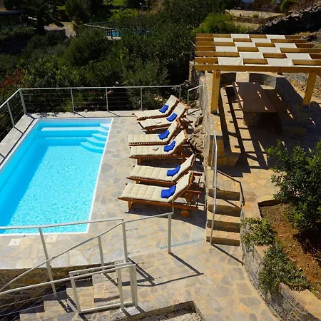 Calypso Villa *